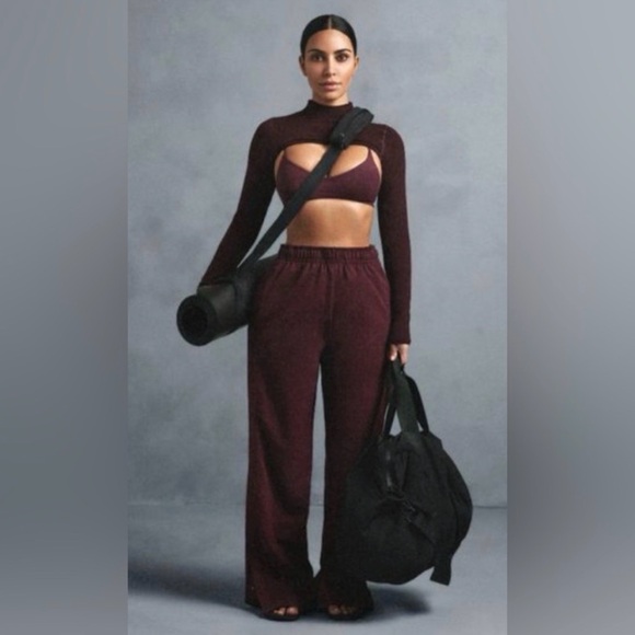 nike/skims Pants - NWOT NIKE x SKIMS Women’s Matte Tricot Side Snap Pant-Currant- S (Oversized)